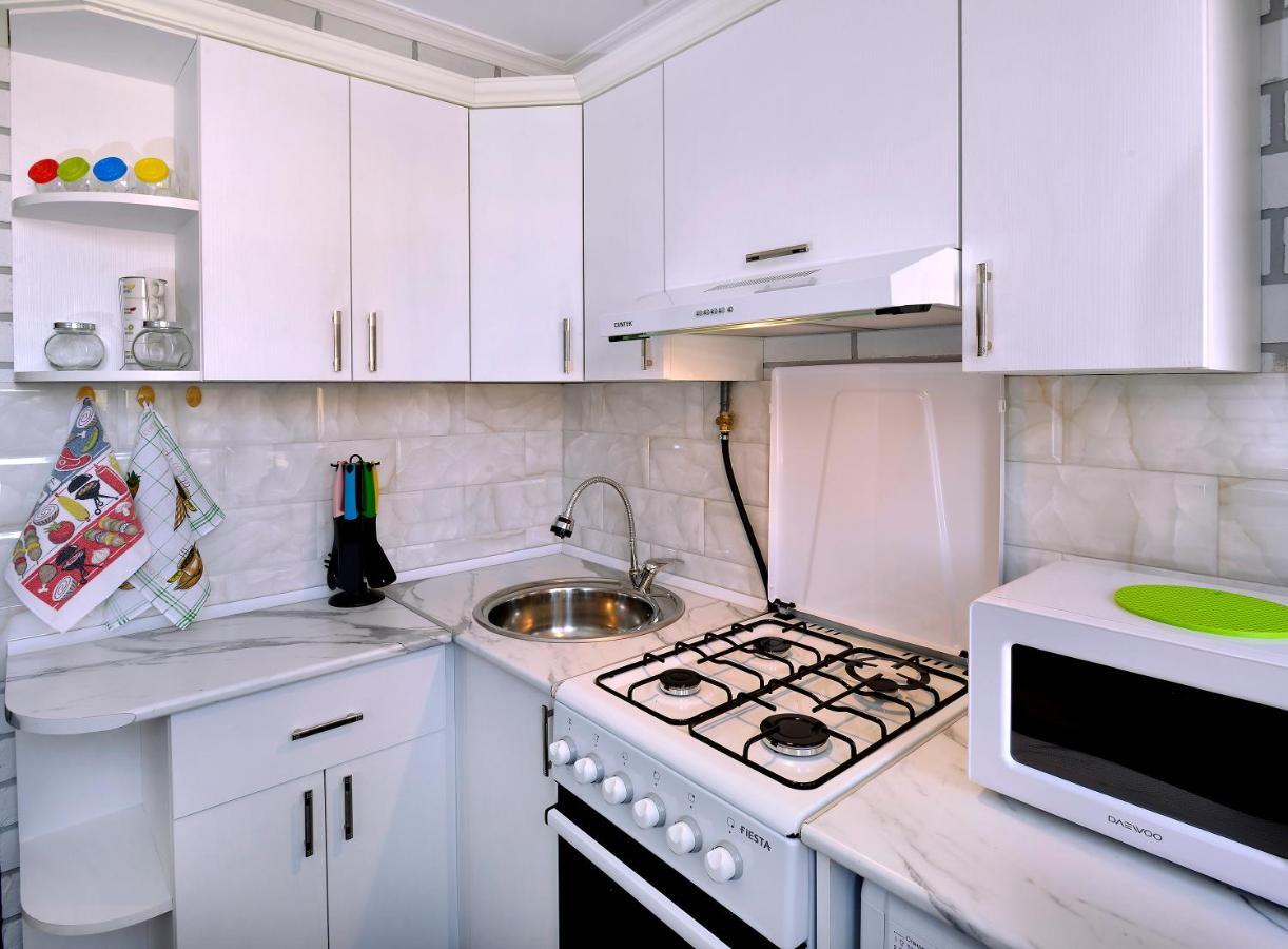 Kayaran Apartment *